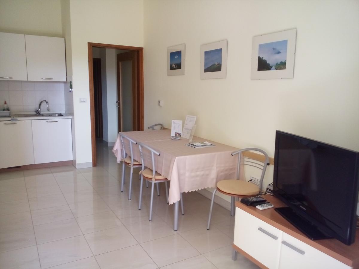 Apartments Villa Fernetich เปรมันตูรา ภายนอก รูปภาพ