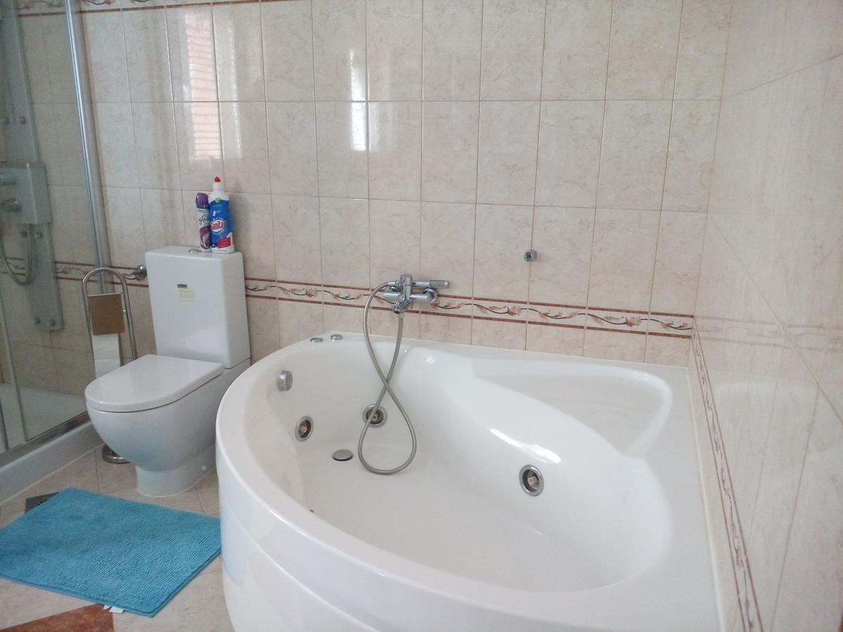 Apartments Villa Fernetich เปรมันตูรา ภายนอก รูปภาพ